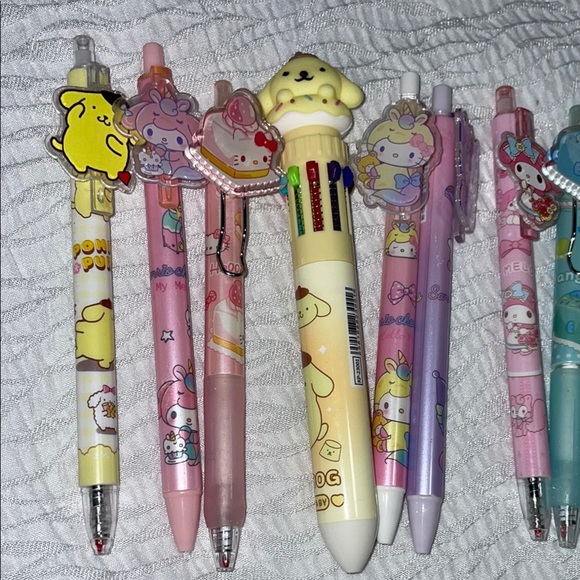 Sanrio Cute Character-Themed Kids Pens Set - Picture 2 of 3
